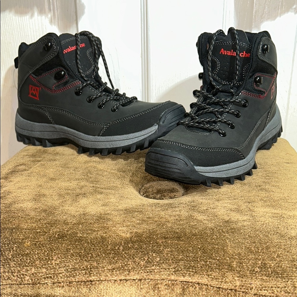 Avalanche Winter Rain Hiking Boots with High-Top Support
